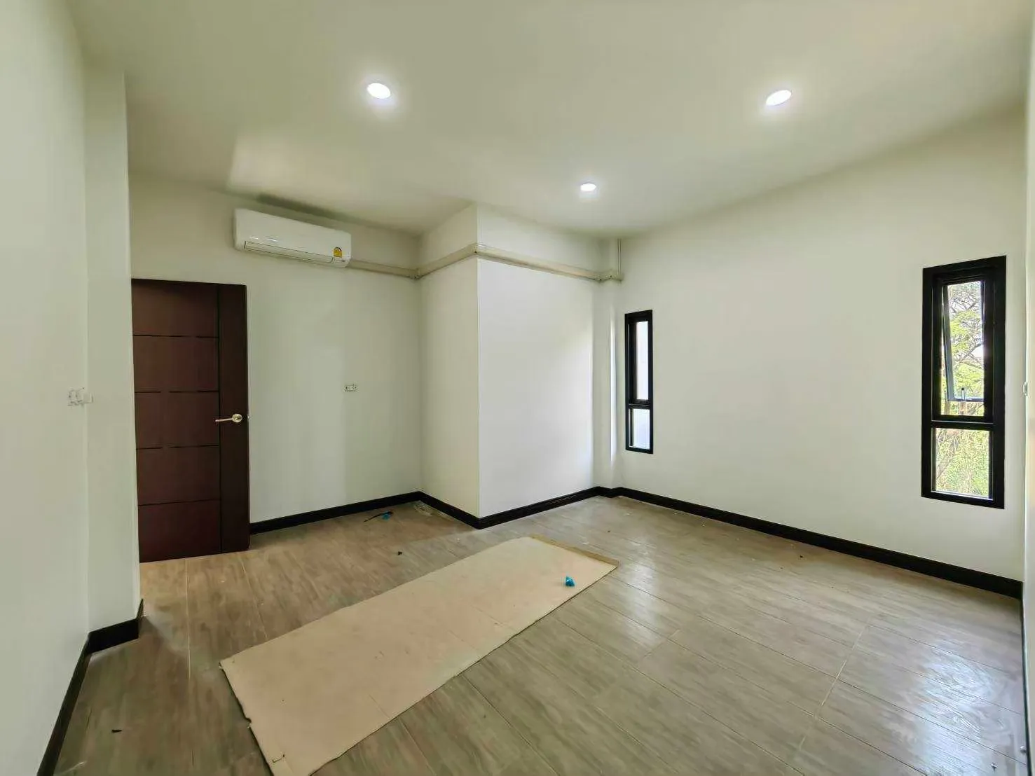 บ้านสองชั้น โมเดิร์น