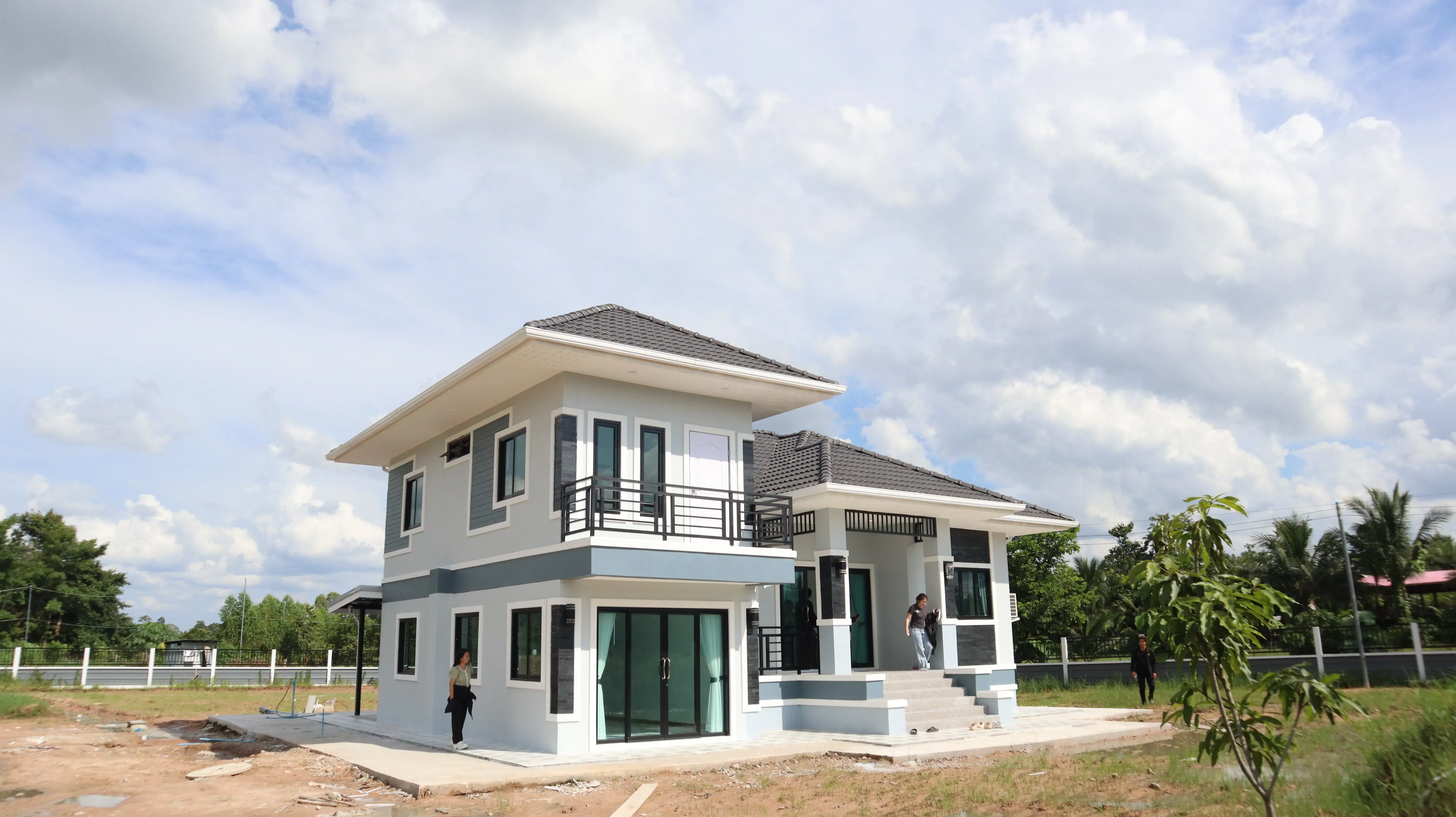 บ้านสองชั้น สไตล์โมเดิร์น