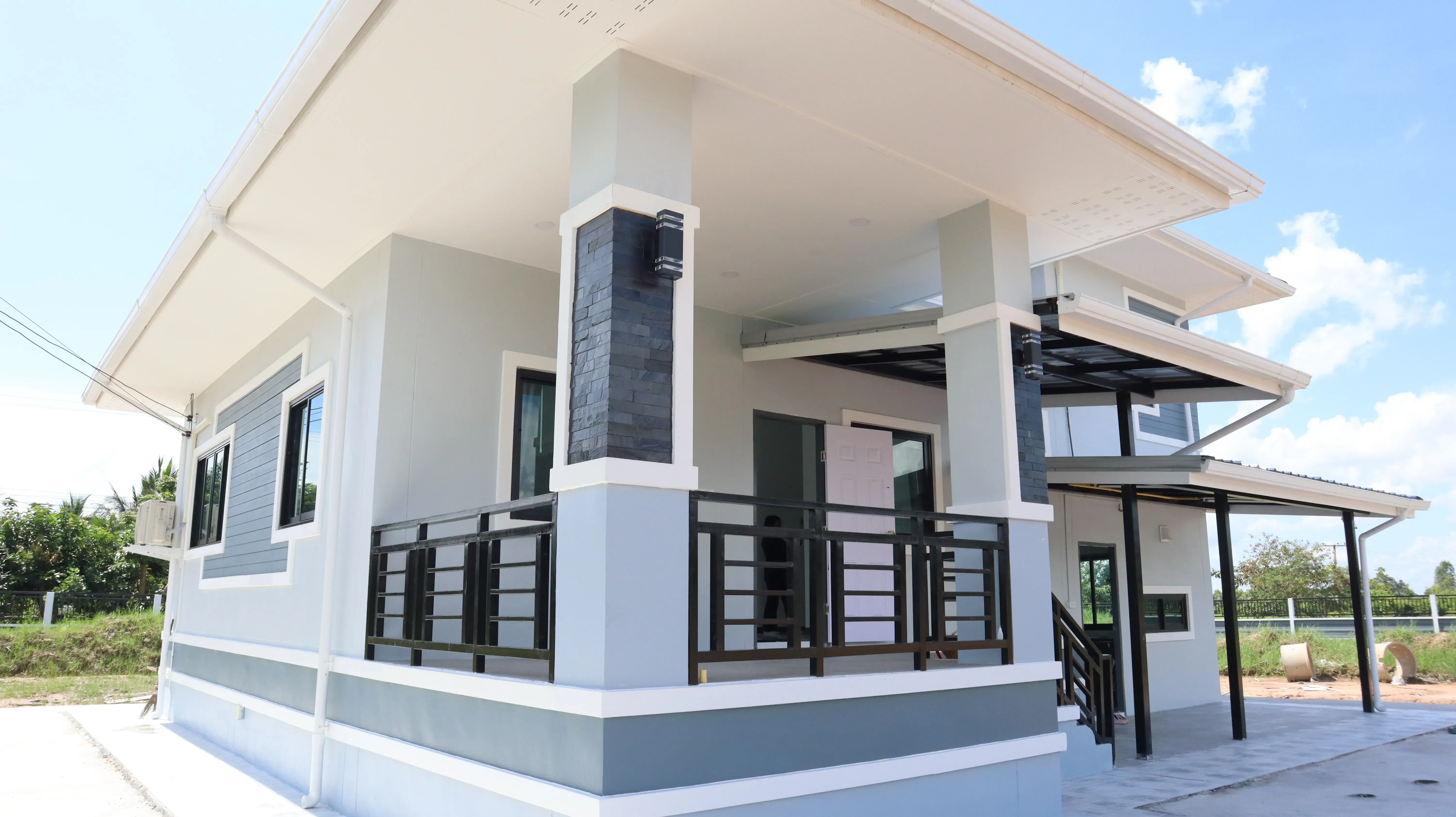 บ้านสองชั้น สไตล์โมเดิร์น