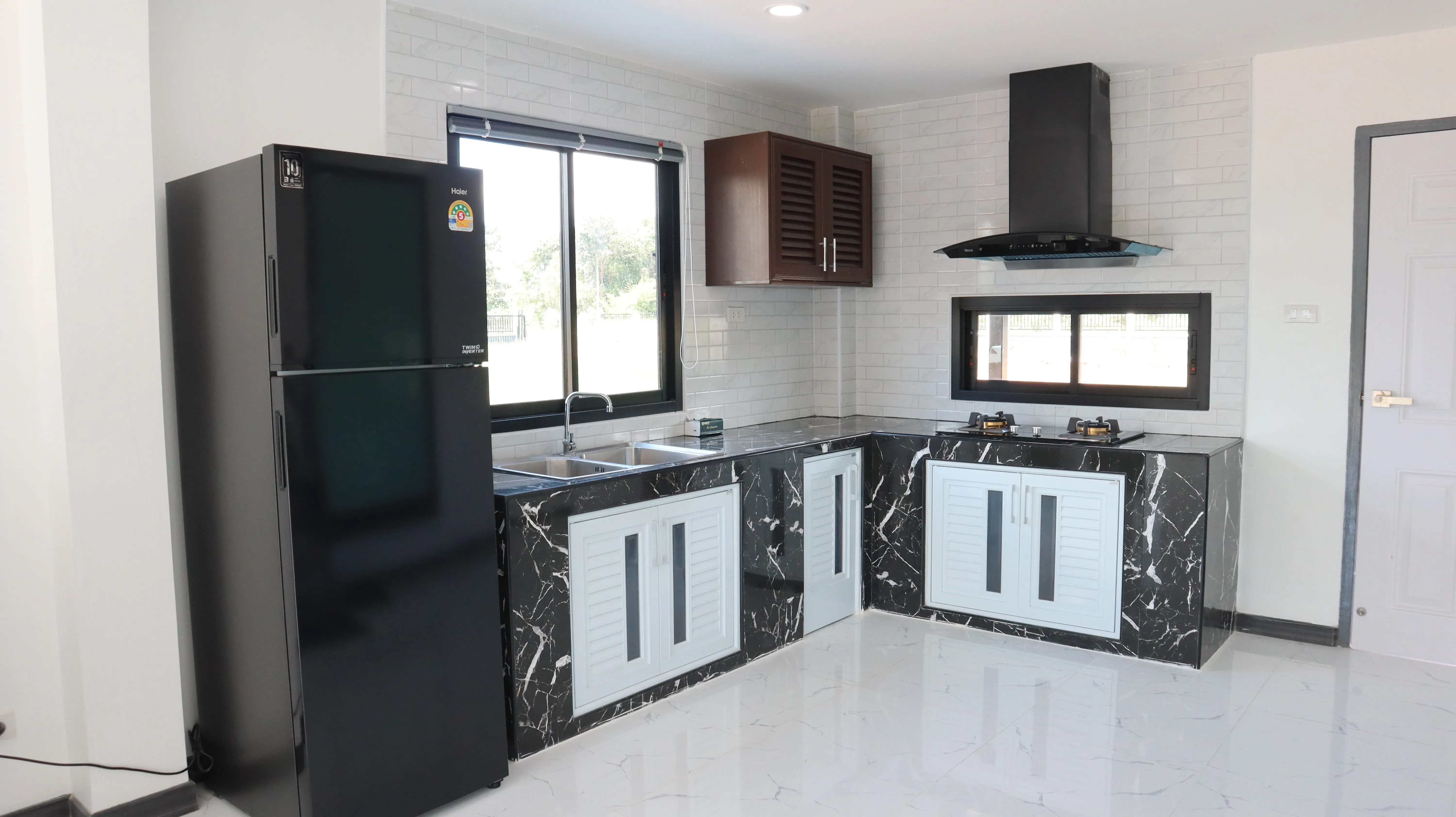 บ้านสองชั้น สไตล์โมเดิร์น